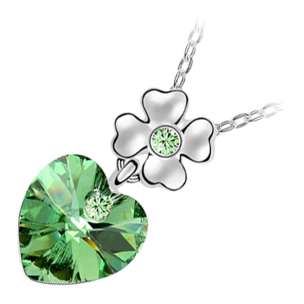 18K White Gold Coated Heart Shaped Stone Necklace with Flower Element and Crystal - Green
