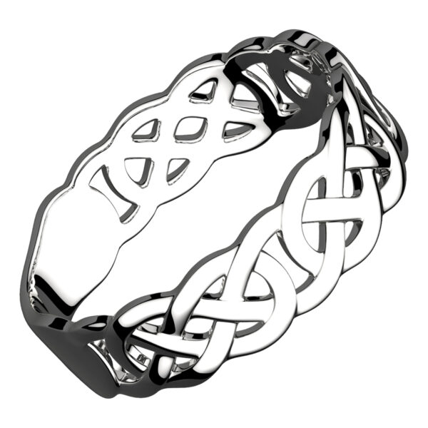 925 Sterling Silver Ring Featuring Decorative Celtic Knotwork
