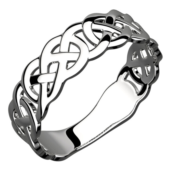 925 Sterling Silver Ring Featuring Decorative Celtic Knotwork